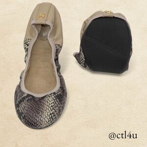 Butterfly Twists Tan Snake Print Foldable Ballet Flats Travel Comfort Size EU 40